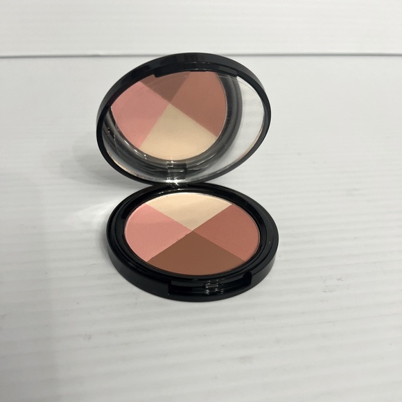 Eve Pearl Ultimate Face Compact Blush Highlight Bronze Contour TIMELESS NWO box - Picture 1 of 5